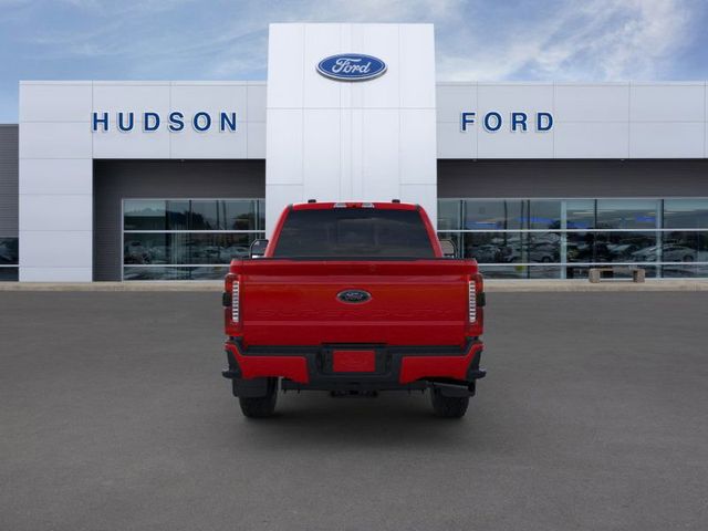 2025 Ford F-350 Lariat photo 4