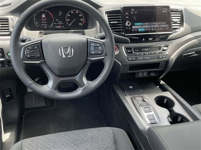 2025 Honda Ridgeline Sport photo 6