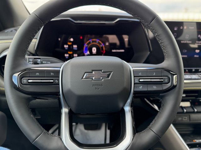 2025 Chevrolet Colorado ZR2 photo 11