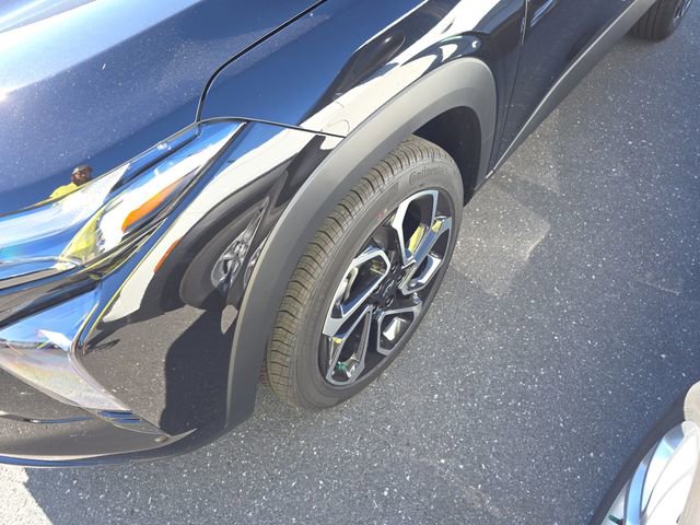 2025 Chevrolet Trax photo 8