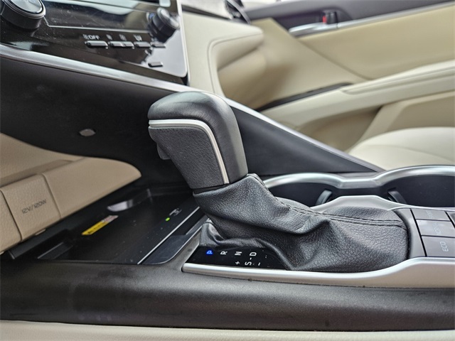 2023 Toyota Camry XLE photo 21