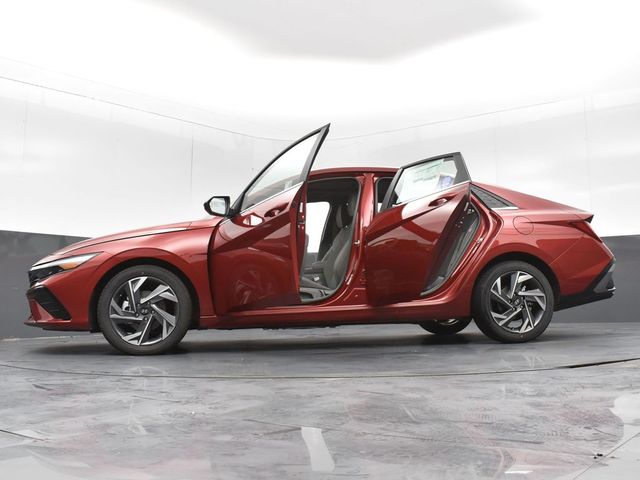 2024 Hyundai Elantra SEL Convenience photo 44