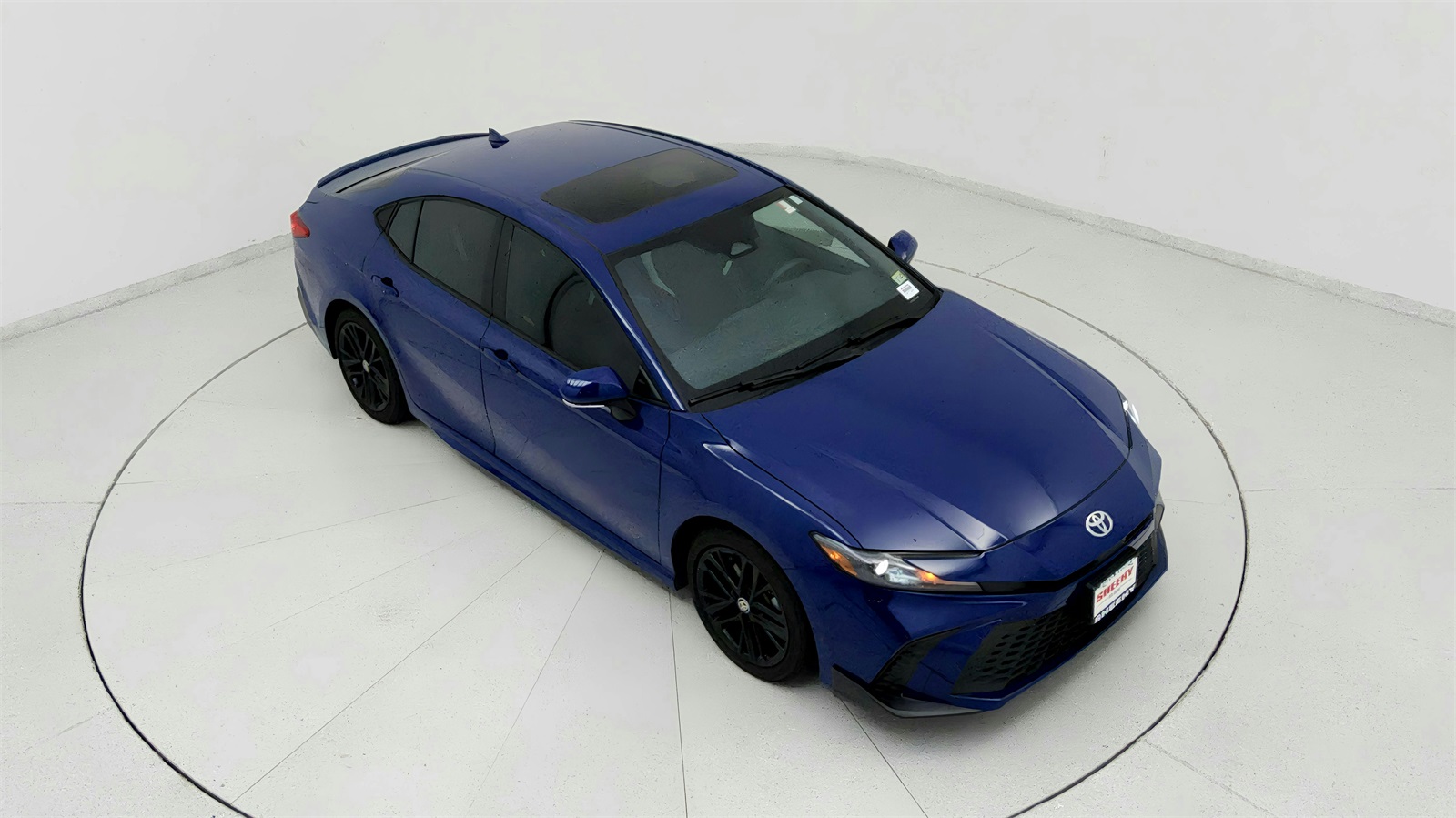 2025 Toyota Camry SE photo 13