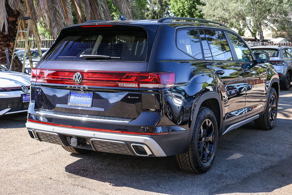 2026 Volkswagen Atlas Peak Edition SE photo 4