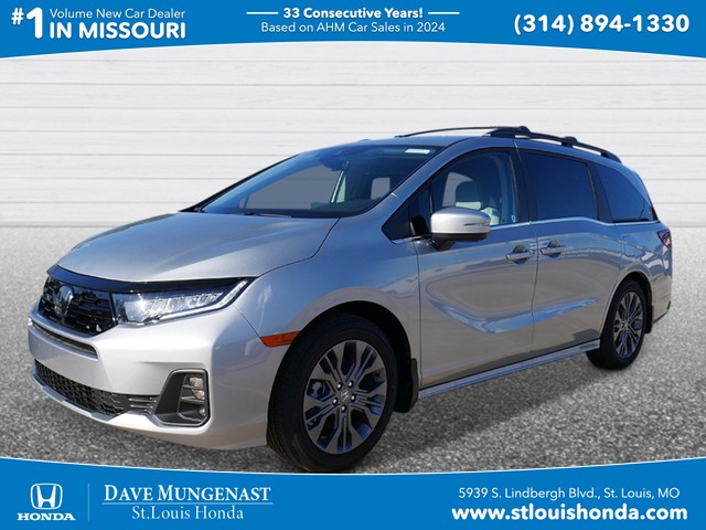 2026 Honda Odyssey Touring's photo