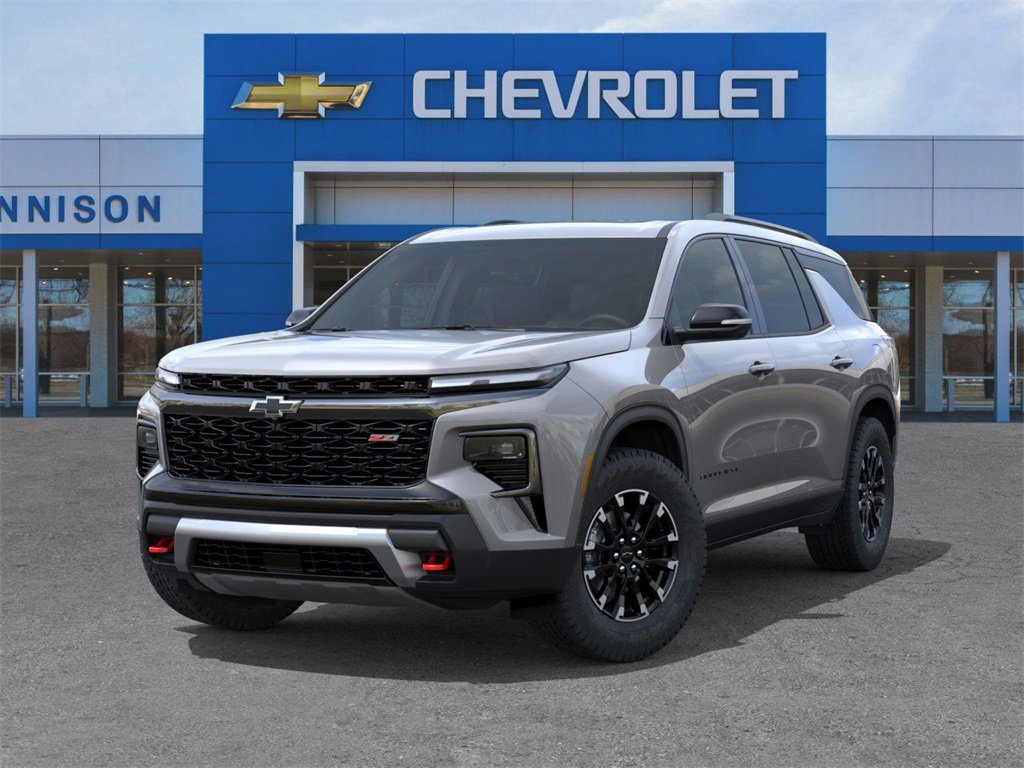 2026 Chevrolet Traverse Z71 photo 3