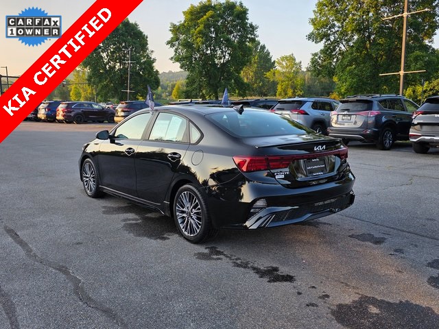 2022 Kia Forte GT-Line photo 5