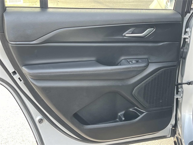2024 Jeep Grand Cherokee Altitude photo 16