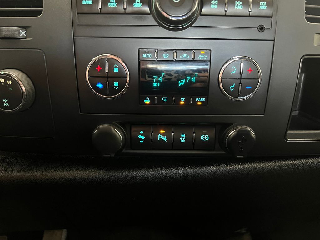 2013 Gmc Sierra 2500 SLE photo 22