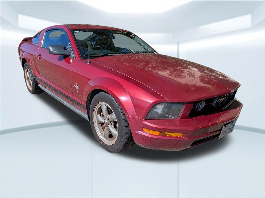 2006 Ford Mustang V6 photo 3