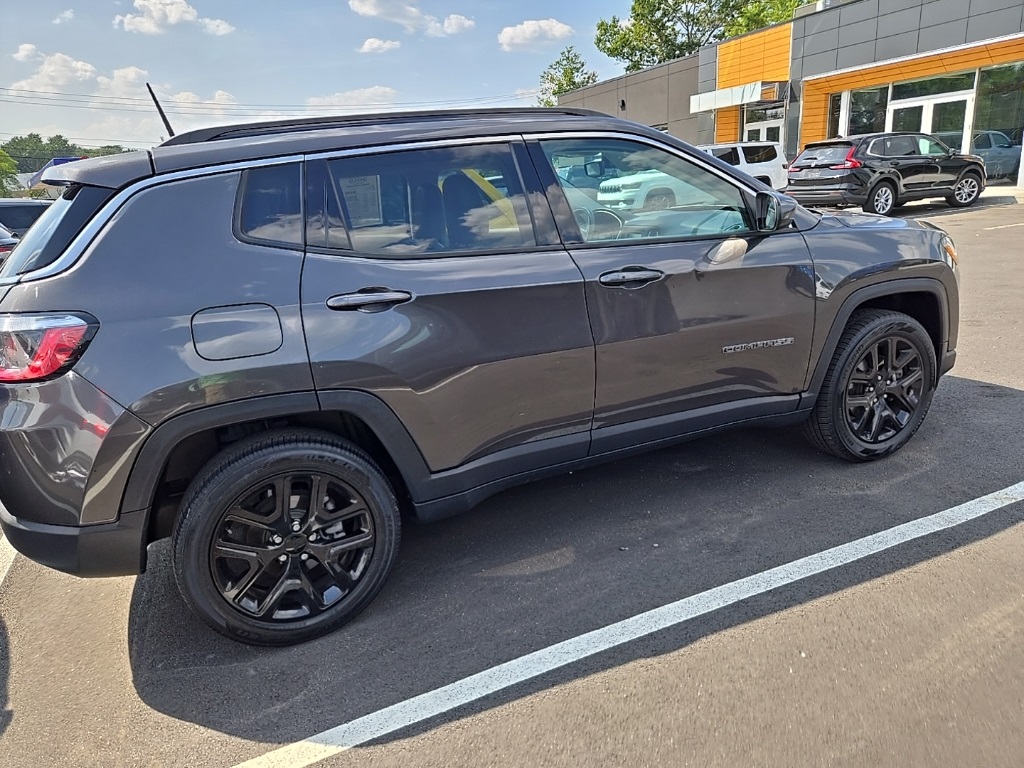 2018 Jeep Compass Latitude photo 12