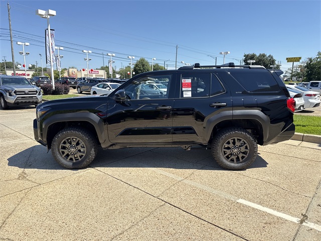 2025 Toyota 4Runner SR5 photo 4
