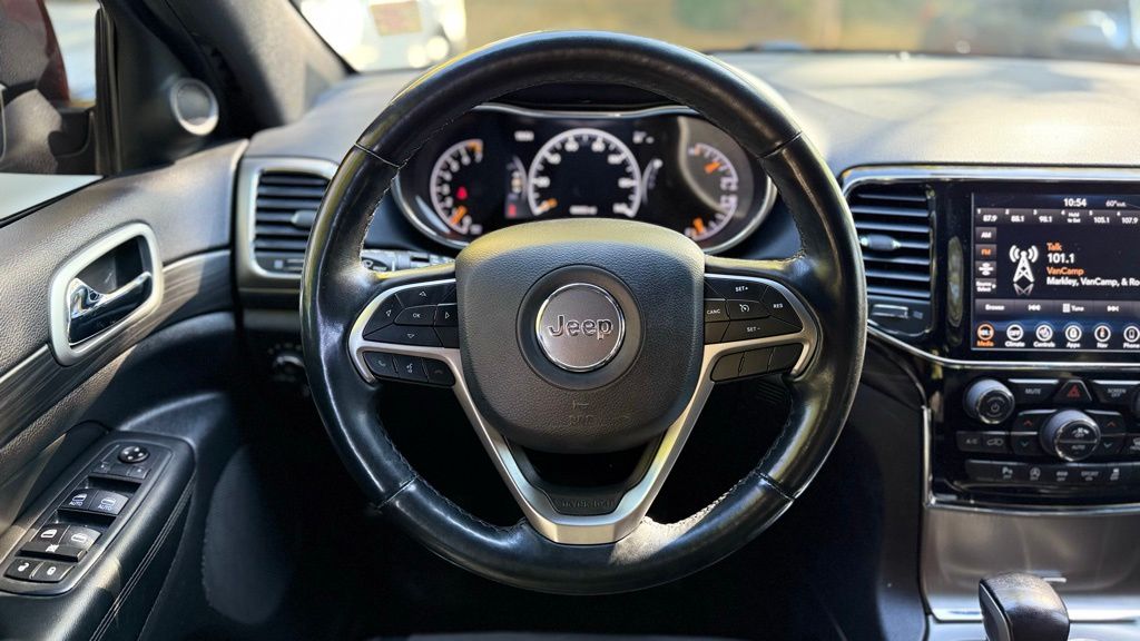 2020 Jeep Grand Cherokee Altitude photo 21
