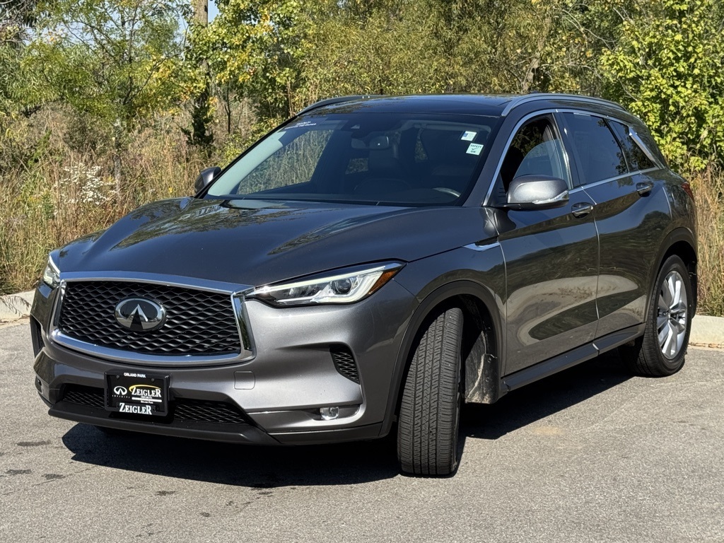 2021 Infiniti QX50 Luxe photo 3