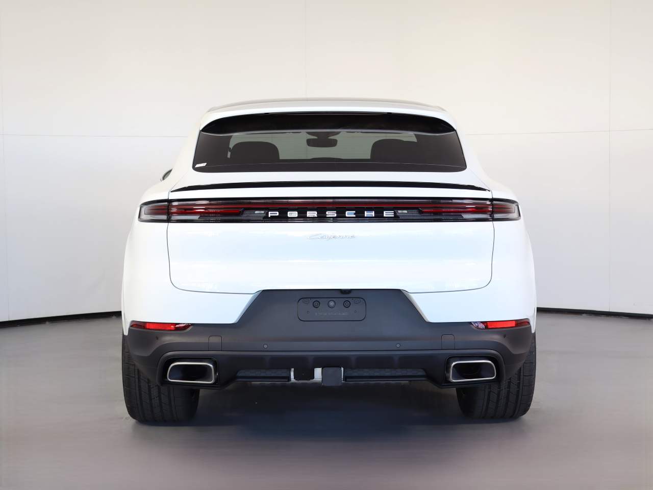 2025 Porsche Cayenne Coupe photo 6