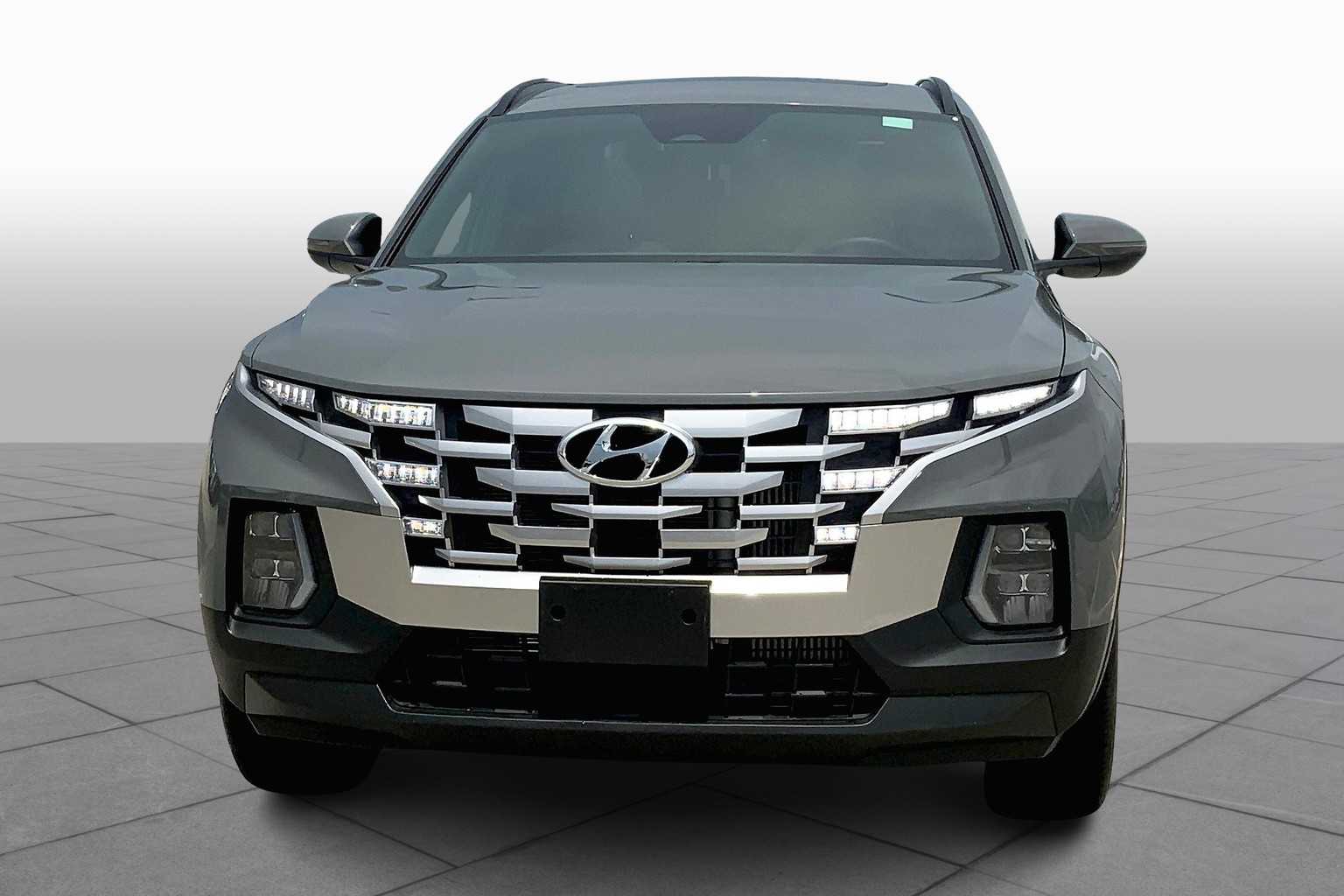 2022 Hyundai Santa Cruz SEL Premium photo 3