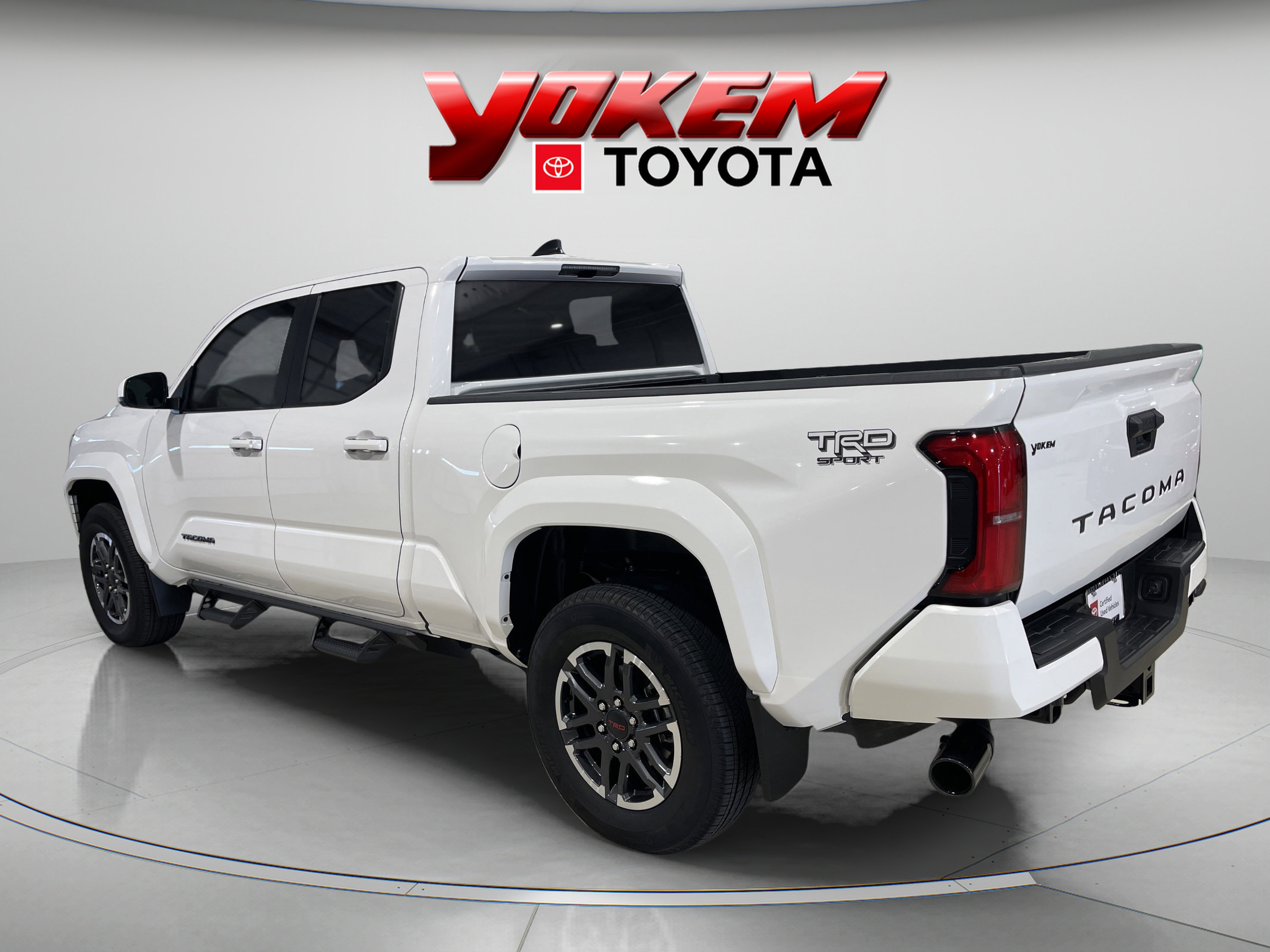 2024 Toyota Tacoma TRD Sport photo 4
