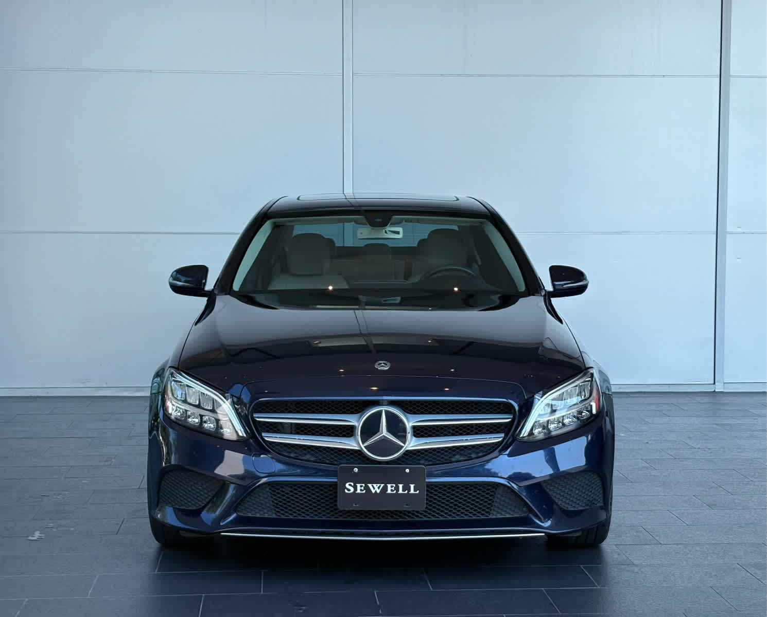 2019 Mercedes Benz C 300 photo 2