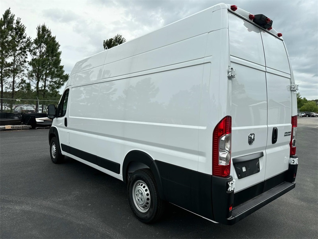 2024 Ram ProMaster 3500 photo 4