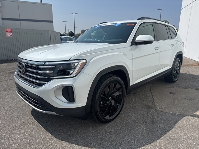 2026 Volkswagen Atlas SE Technology photo 7