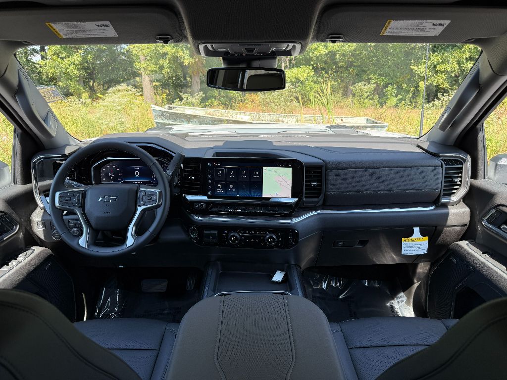 2025 Chevrolet Silverado 2500HD LTZ photo 31