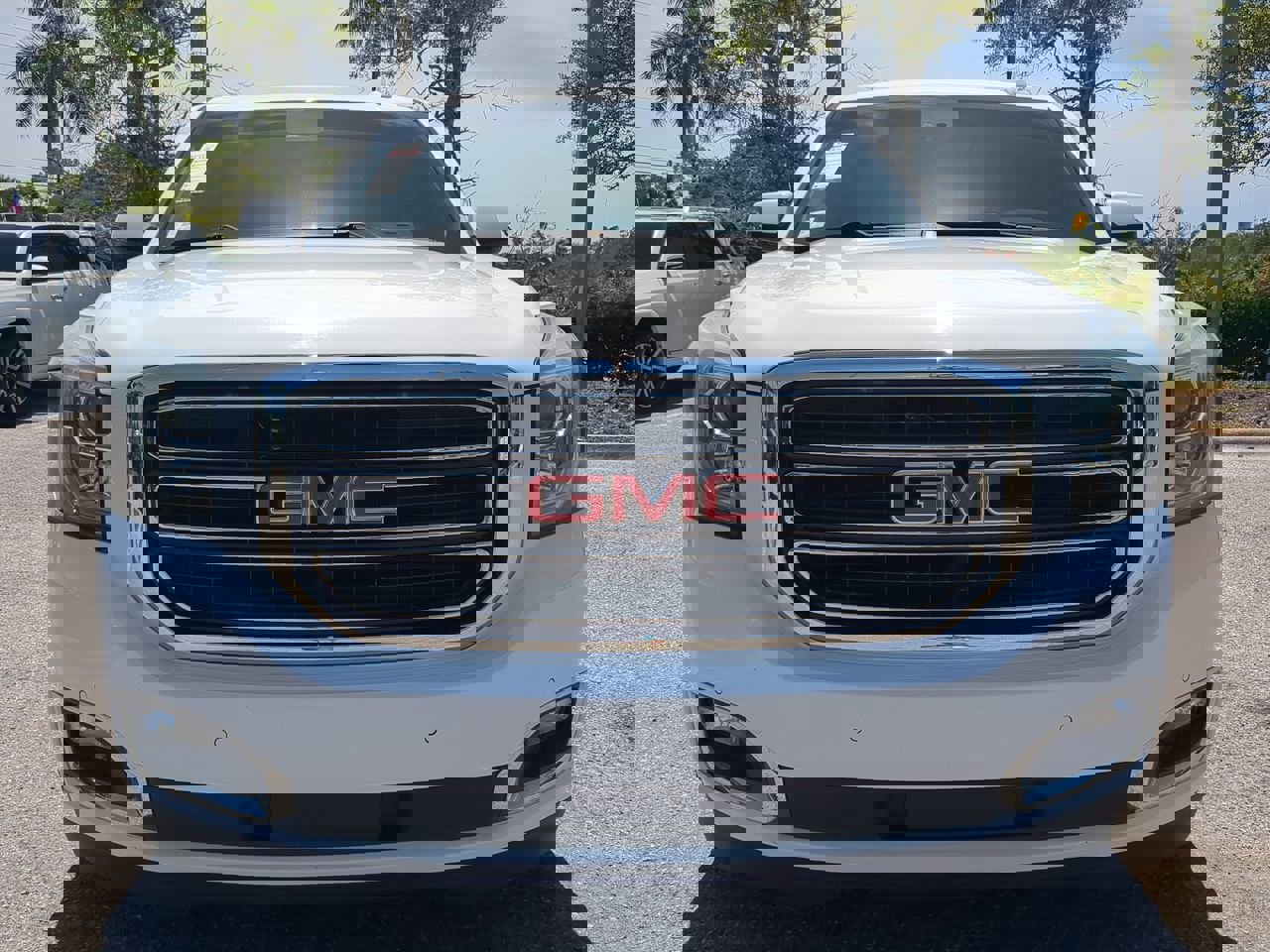 2018 Gmc Yukon SLT photo 2