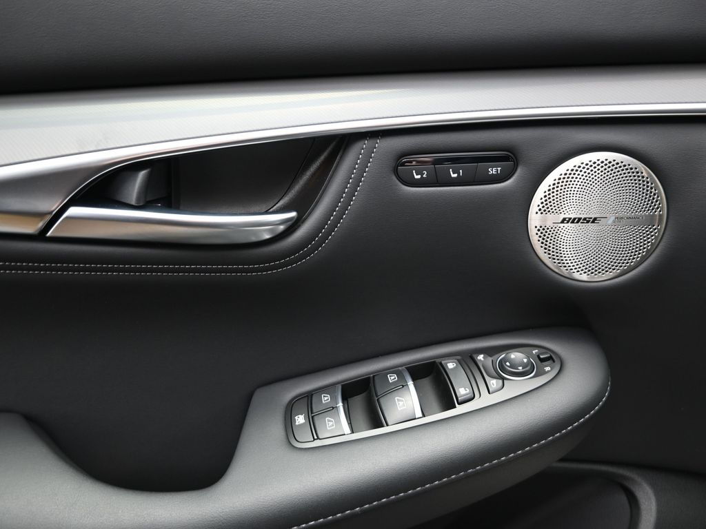 2025 Infiniti QX55 Essential photo 12