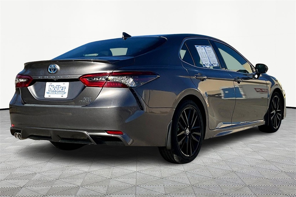 Used 2023 Toyota Camry XSE with VIN 4T1K31AKXPU615725 for sale in Kansas City