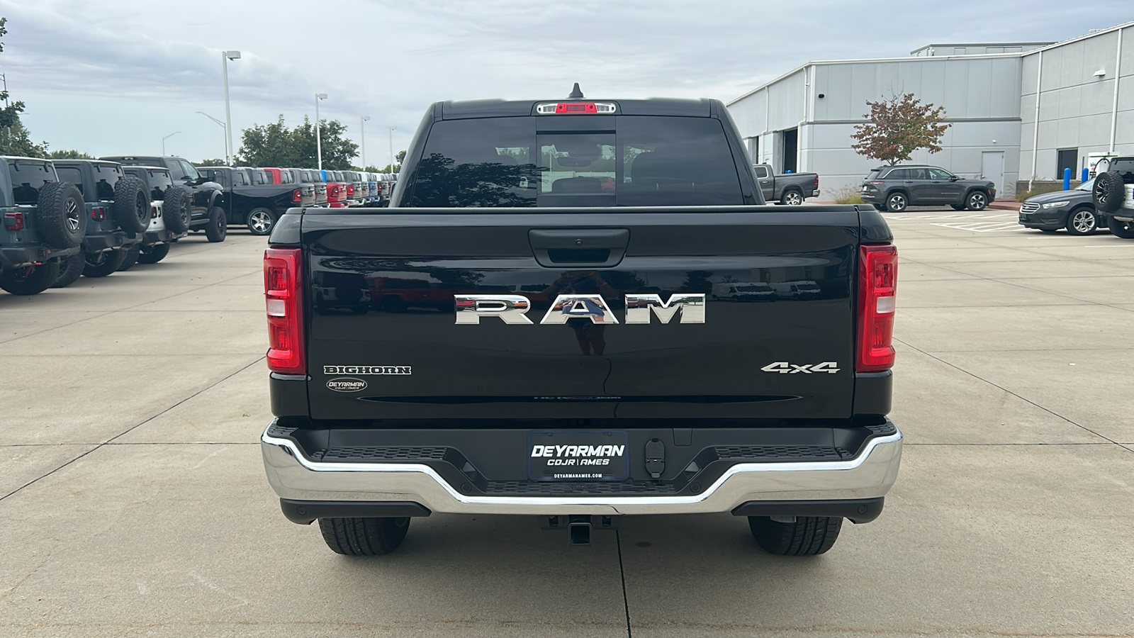 2025 Ram 1500 Big Horn Lone Star photo 4