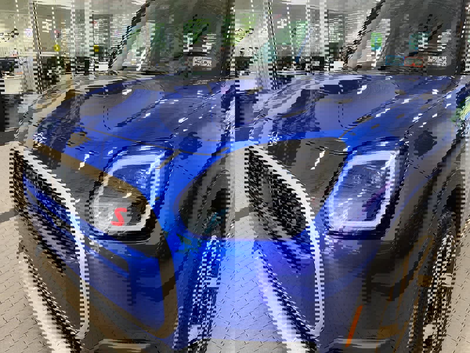 2025 Mini Cooper S ALL4 photo 8