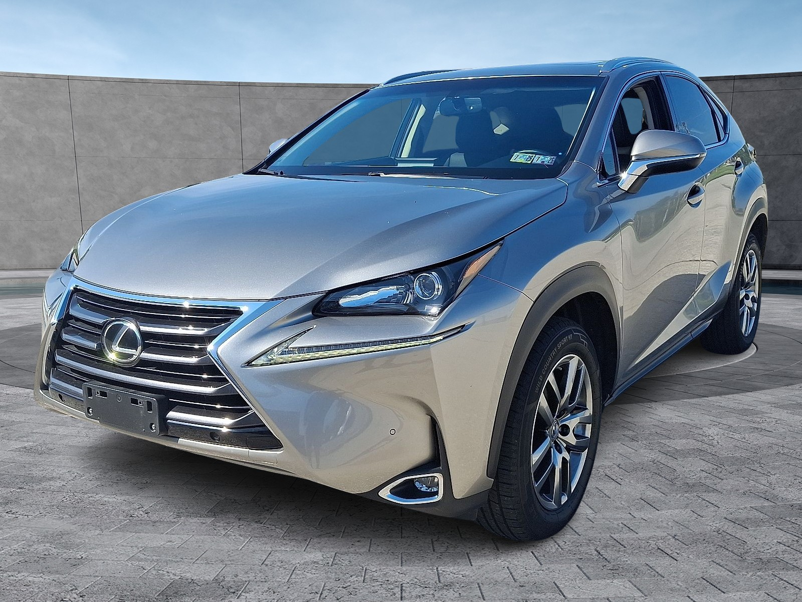 2016 Lexus NX 200t Luxury photo 4