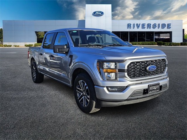 2023 Ford F-150 XL's photo