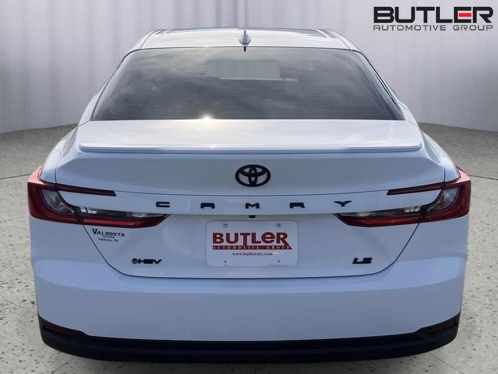 2026 Toyota Camry LE photo 4