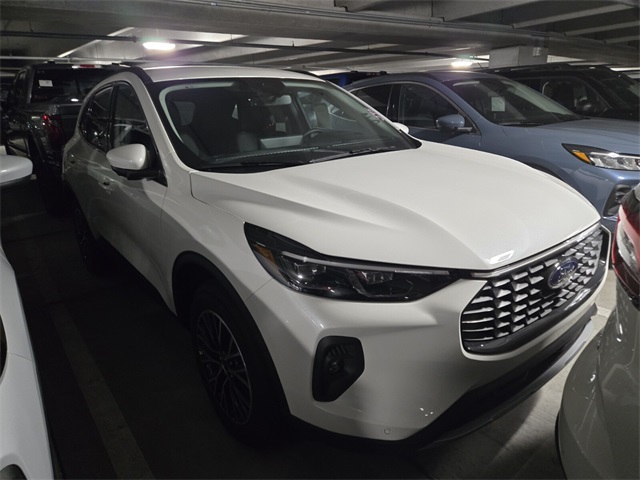 2025 Ford Escape Plug-In Hybrid Base photo 2