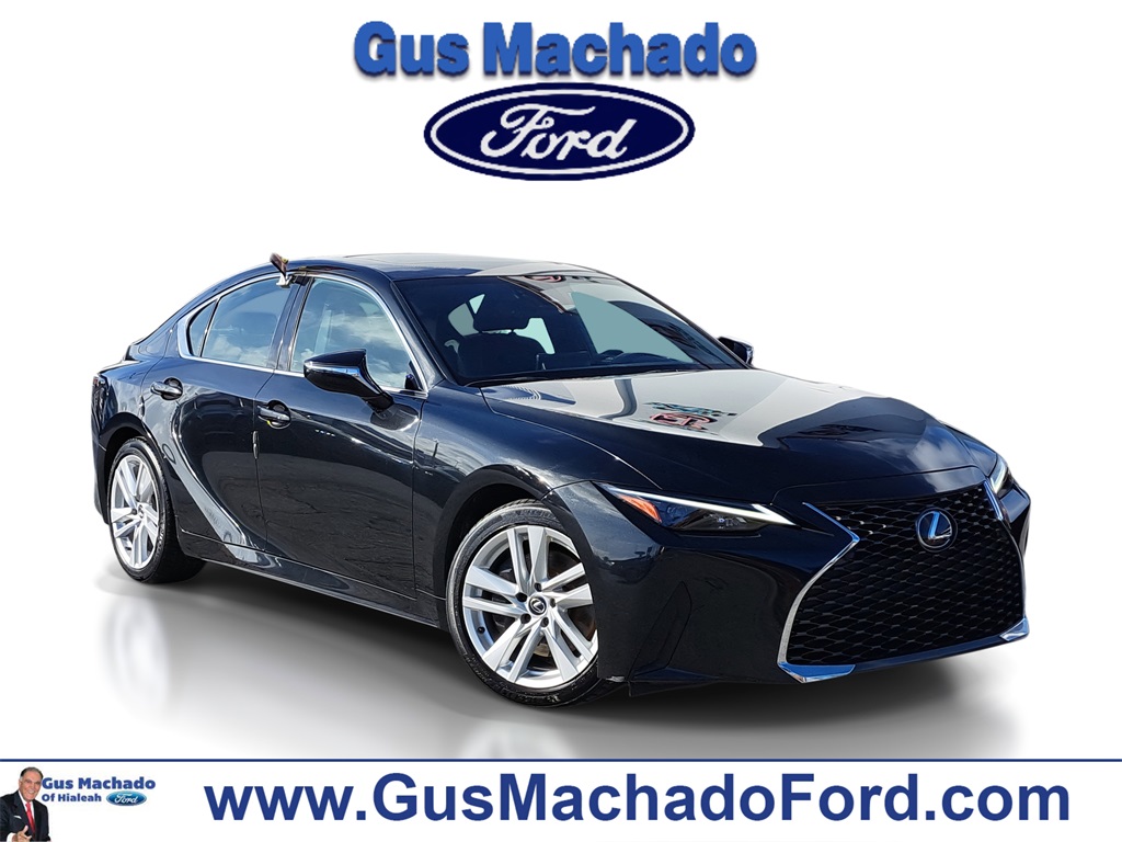 2024 Lexus IS 300