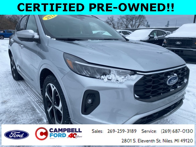 2023 Ford Escape ST-Line Select's photo