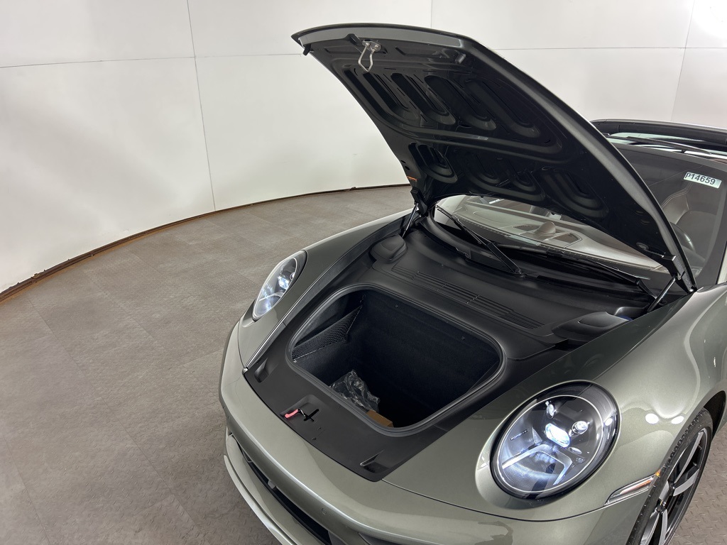 2022 Porsche 911 Targa 4S photo 29