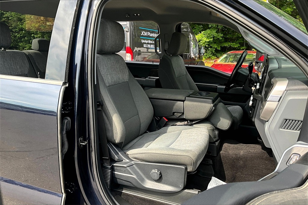 2022 Ford F-150 XLT photo 11