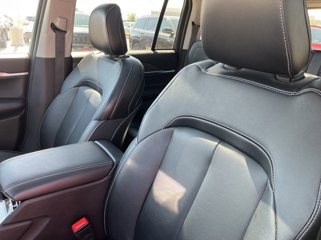 2023 Jeep Cherokee 4xe photo 11