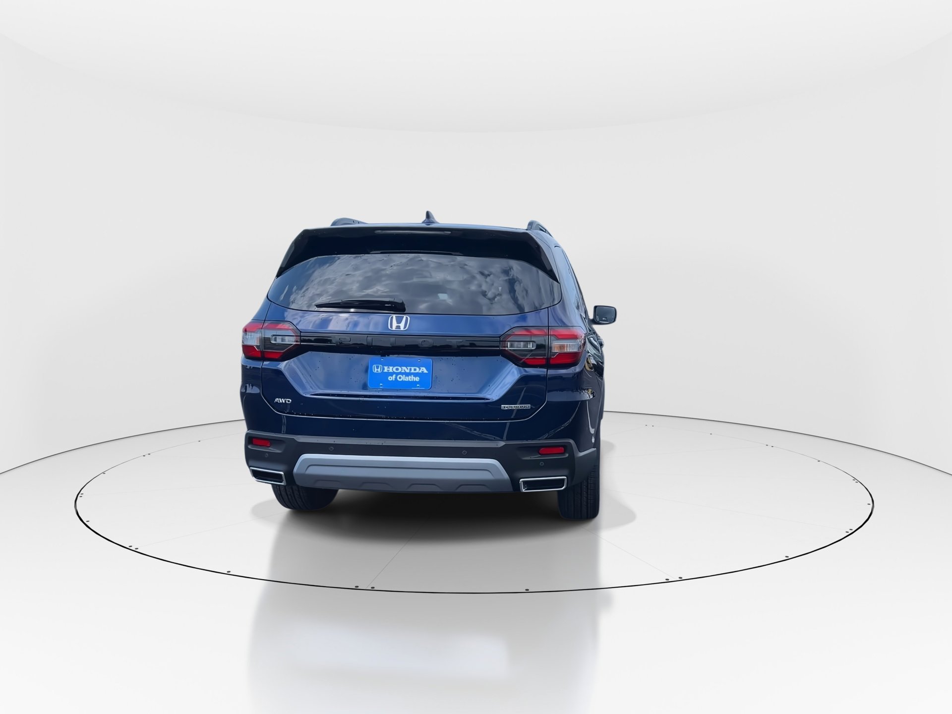 2025 Honda Pilot Touring photo 4