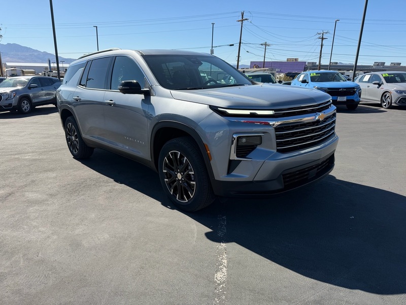 2026 Chevrolet Traverse LT's photo