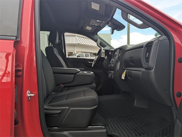 2023 Chevrolet Silverado 1500 Custom photo 16