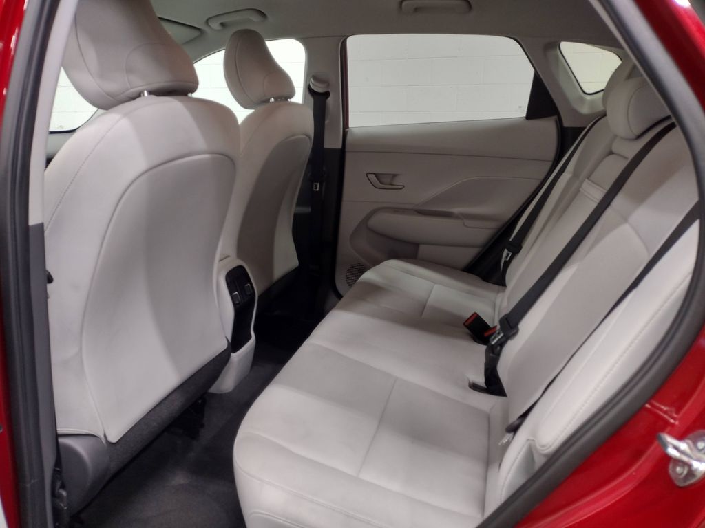 2024 Hyundai Kona SEL photo 19