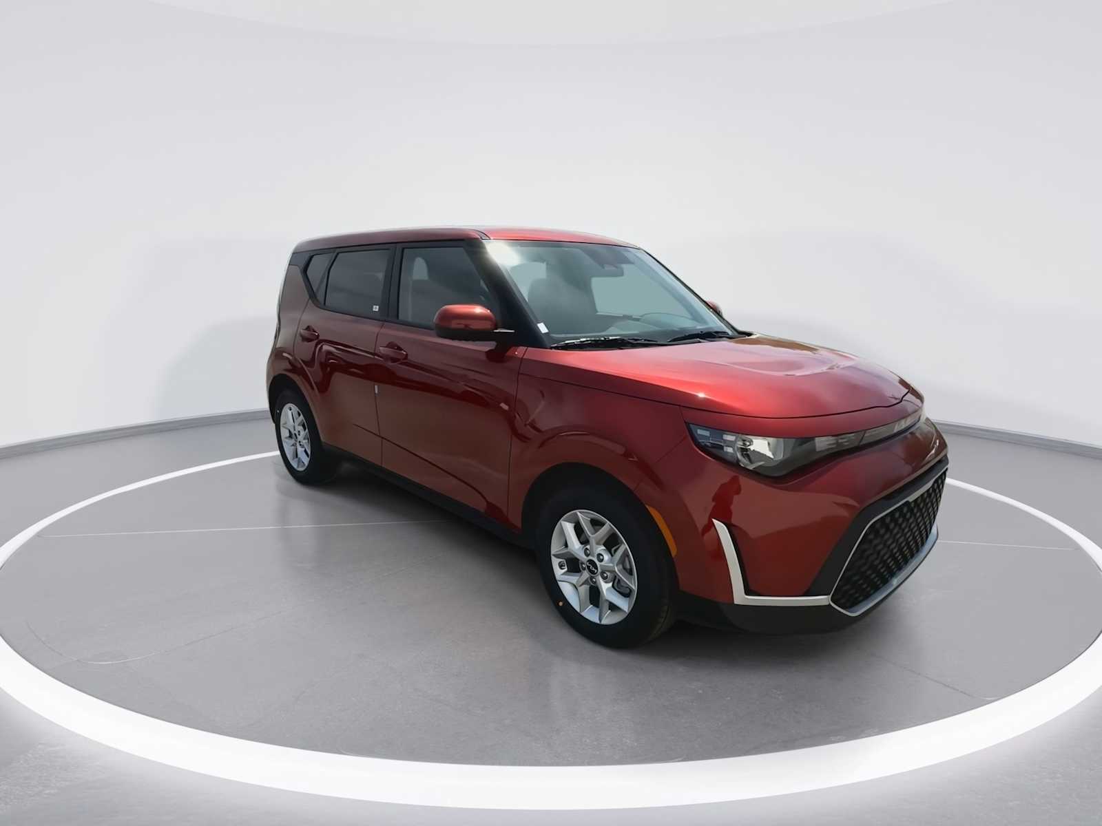 2025 Kia Soul LX photo 2