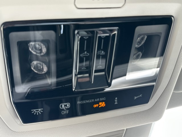 2025 Volkswagen Tiguan SE photo 51