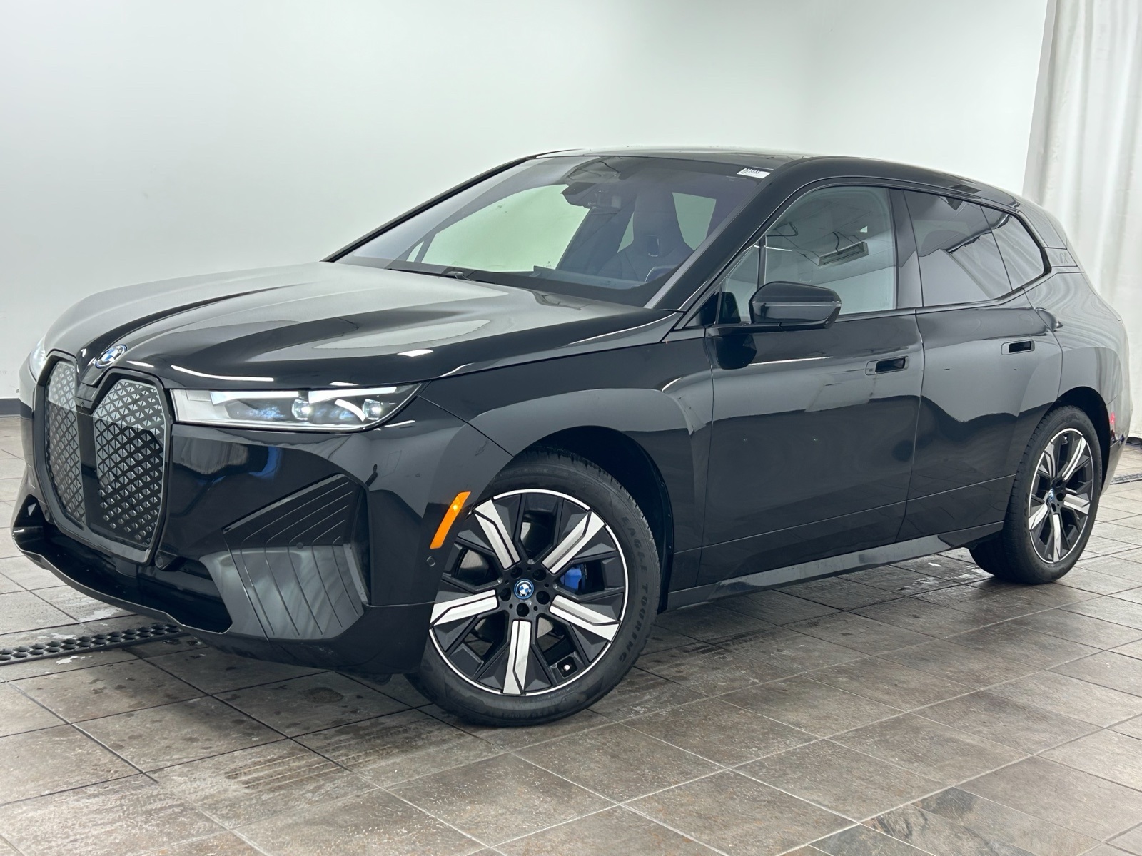 2025 BMW iX 50's photo