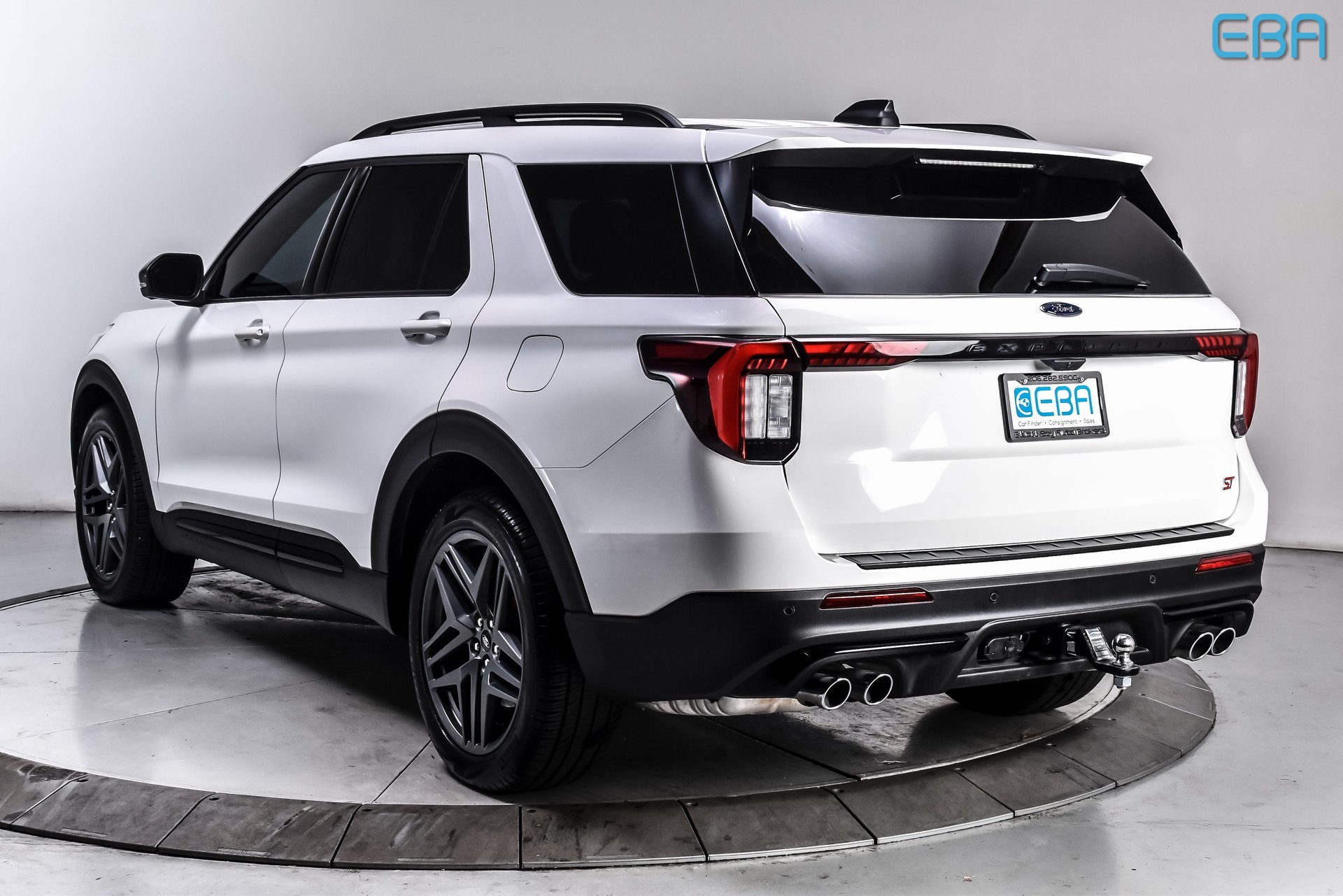2025 Ford Explorer ST photo 3