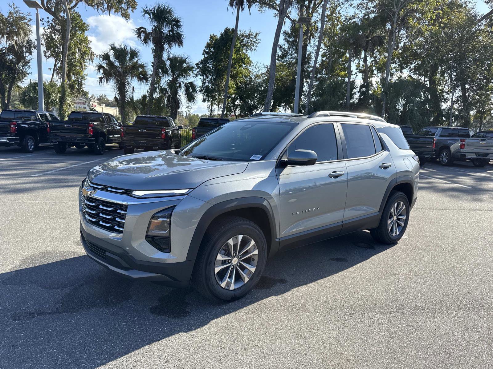 2026 Chevrolet Equinox LT photo 4