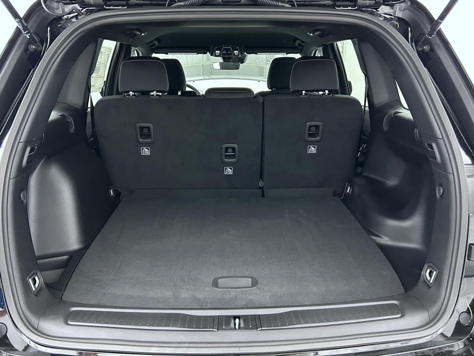 2025 Jeep Grand Cherokee Laredo Altitude photo 20
