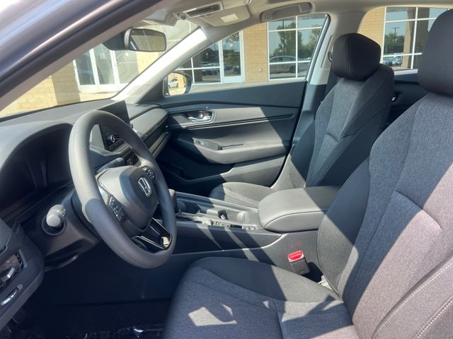 2025 Honda Accord SE photo 9